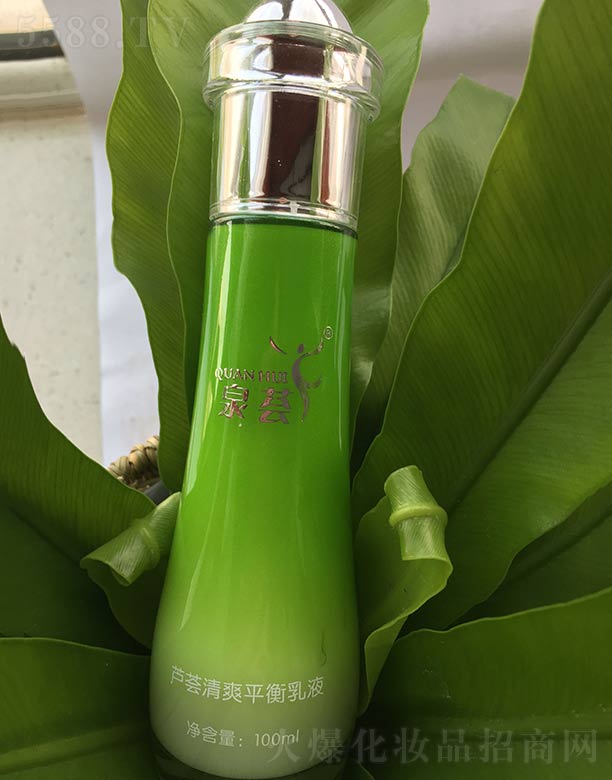 ɽ�|Ȫ�C�J�C���yƷ���޹�˾��Ȫ�C�J�C��ˬƽ����Һ 100ml