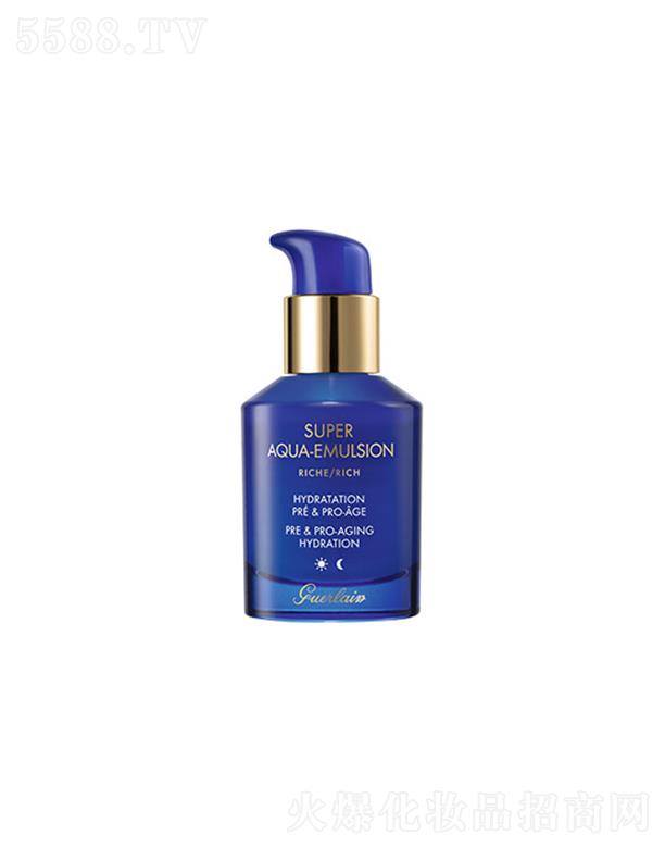 ·����܎��ˮ���yƷ(�Ϻ�)���޹�˾�����mˮ���ഺ��ӯ������Һ���̝�(r��n)�ͣ����b ��ӯˮ��(r��n)�л���