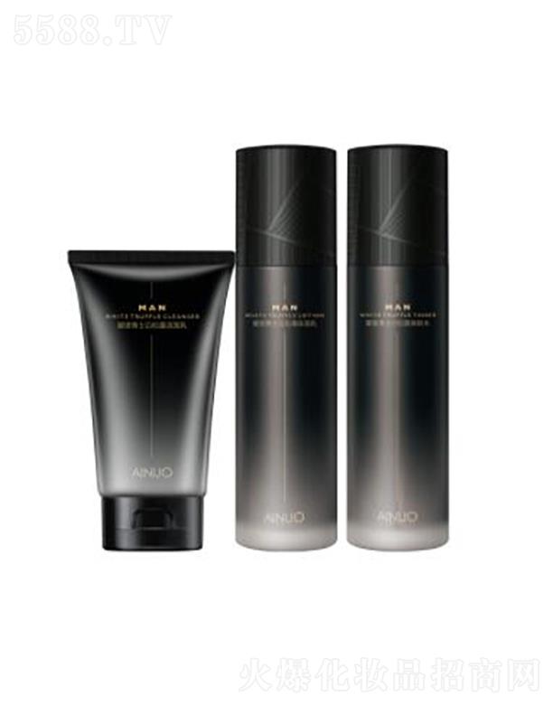 �Ռ��мΌ����û������޹�˾�����Z��ʿ����¶�o(h��)�w�Y��