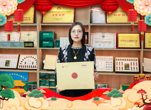 һ�R���Ȅ�(chu��ng)��I(y��)���f�R���v�V��ƪ����ů�ף����R�꼪�飬ǰ�����\��