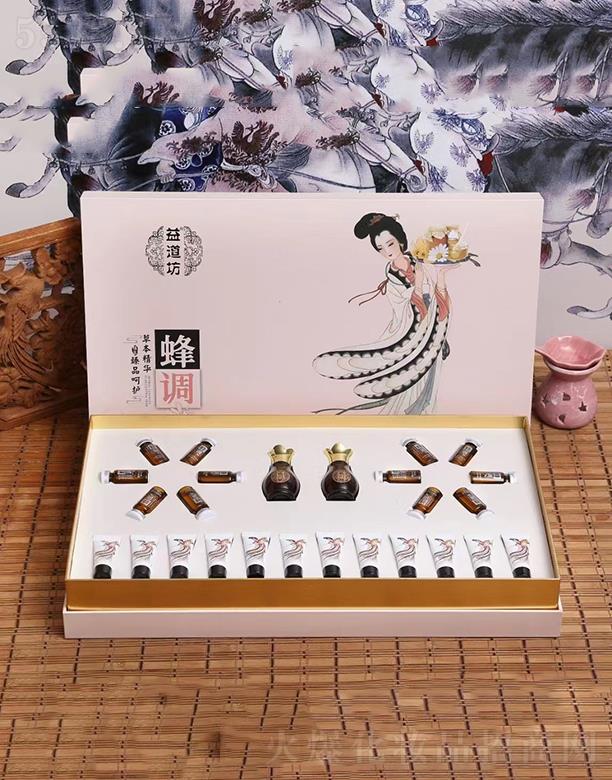 ��������{��