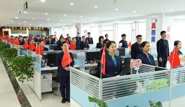 �𱬾W(w��ng)��Ӣ�F(tu��n)�(du��)