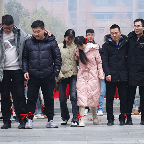 �𱬼��������R������