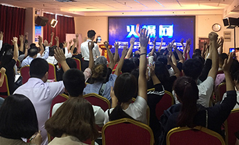 �¾��𱬾W(w��ng)����18����