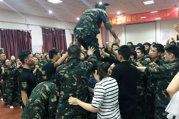 �ɹ�·�ϳ�M�G�����F(tu��n)�Y(ji��)һ�����K׌�҂��������ң�