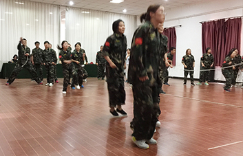 �����X(ju��)�����Ʊ��O�����@һ·�҂��A��Ư����