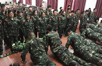 �e�ֱ�Q���I(l��ng)�����������F(xi��n)��W(xu��)�T��