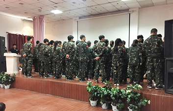 ����������һ���x�����㶼Ҫ�ٷְو�(ji��n)����