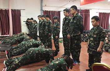 �I(l��ng)��(d��o)���ǈF(tu��n)�(du��)�ĺ�����һ��һ�ж��Ǳ�����