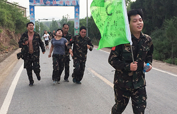 ͽ������15�������w�(y��n)���L(zh��ng)��·����ĥ�Z����Ѫ�Ի�����