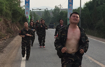 �@���H�H�Ǻ�(ji��n)�ε�ͽ���������x�����������ǈF(tu��n)�(du��)���ں���