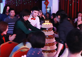 11�d�L(f��ng)�����ж�������ף�𱬾W(w��ng)���տ옷(l��)��